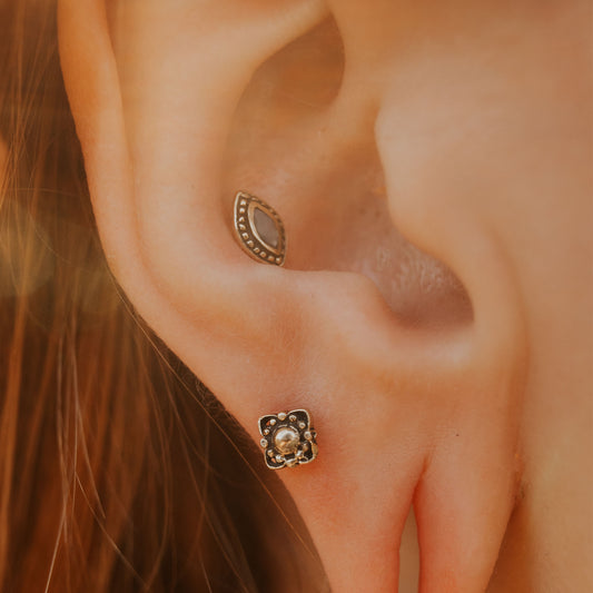 Ohrstecker Jaluna klein Gold