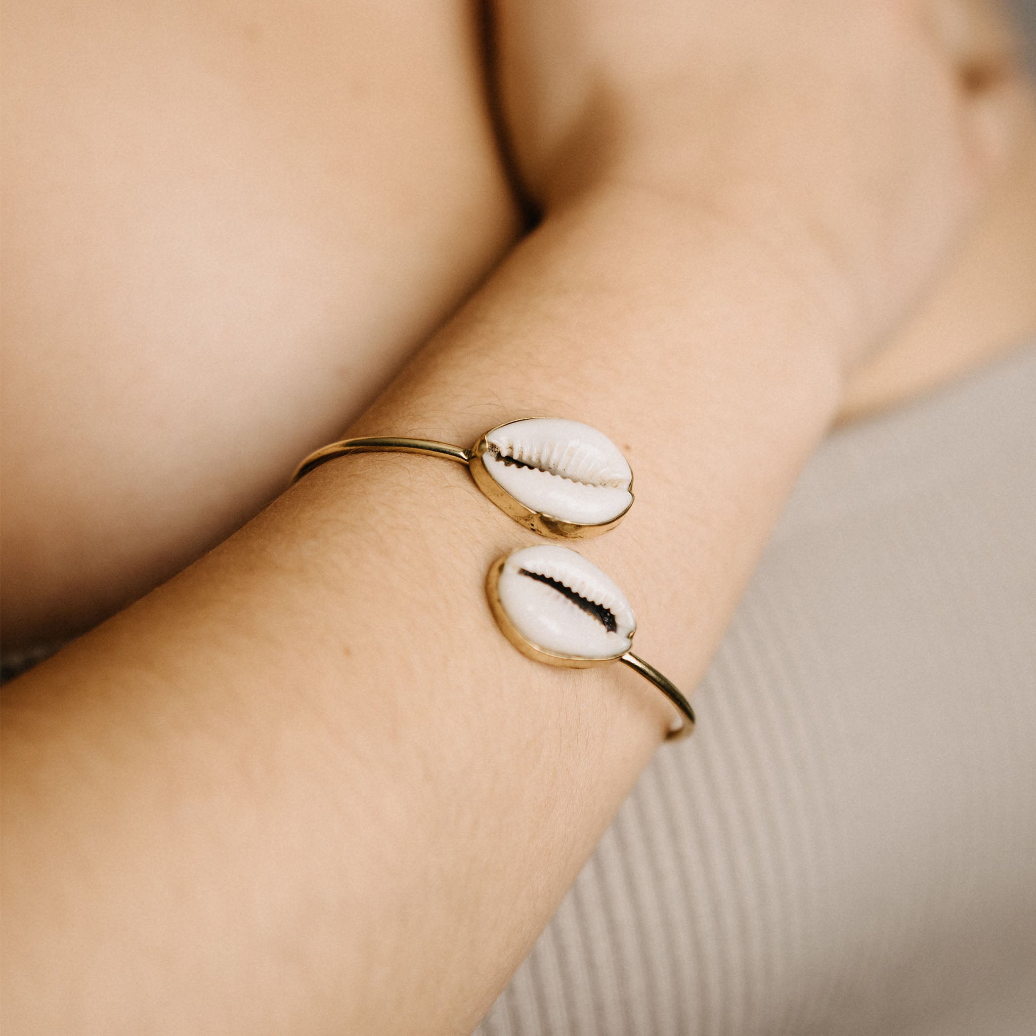 Cowrie Gold/Silver Bangle