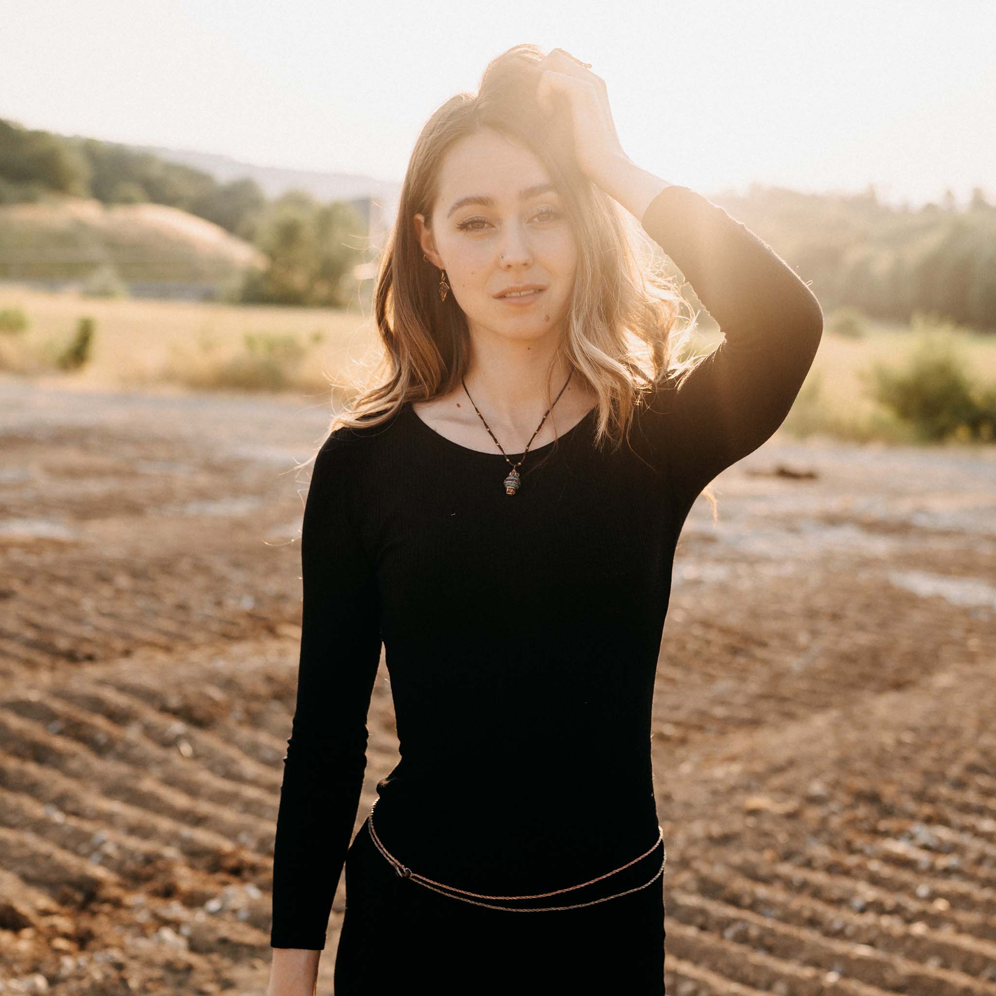 Cadena para el vientre marrón