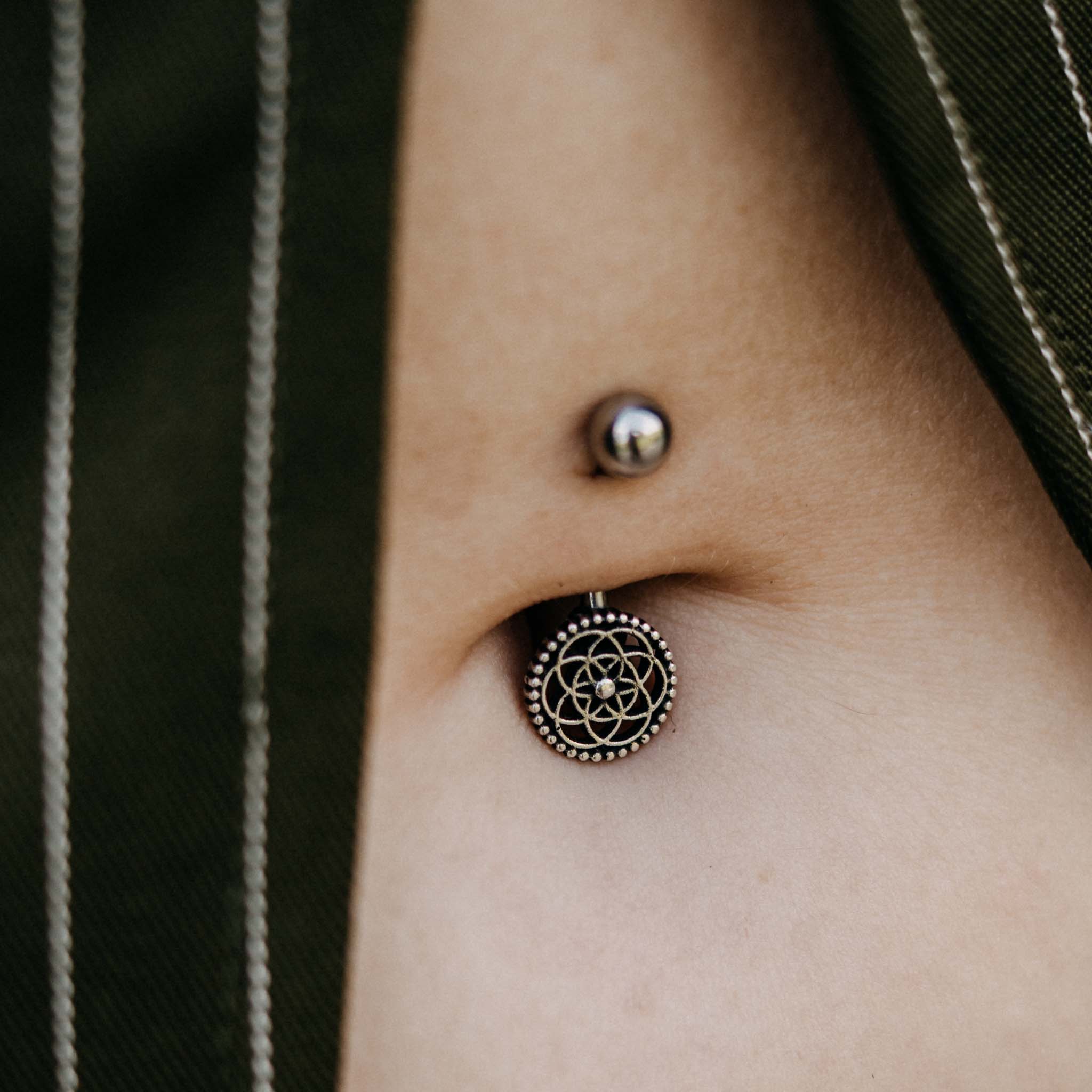 Belly Button Piercing Flower of Life Gold / Silver