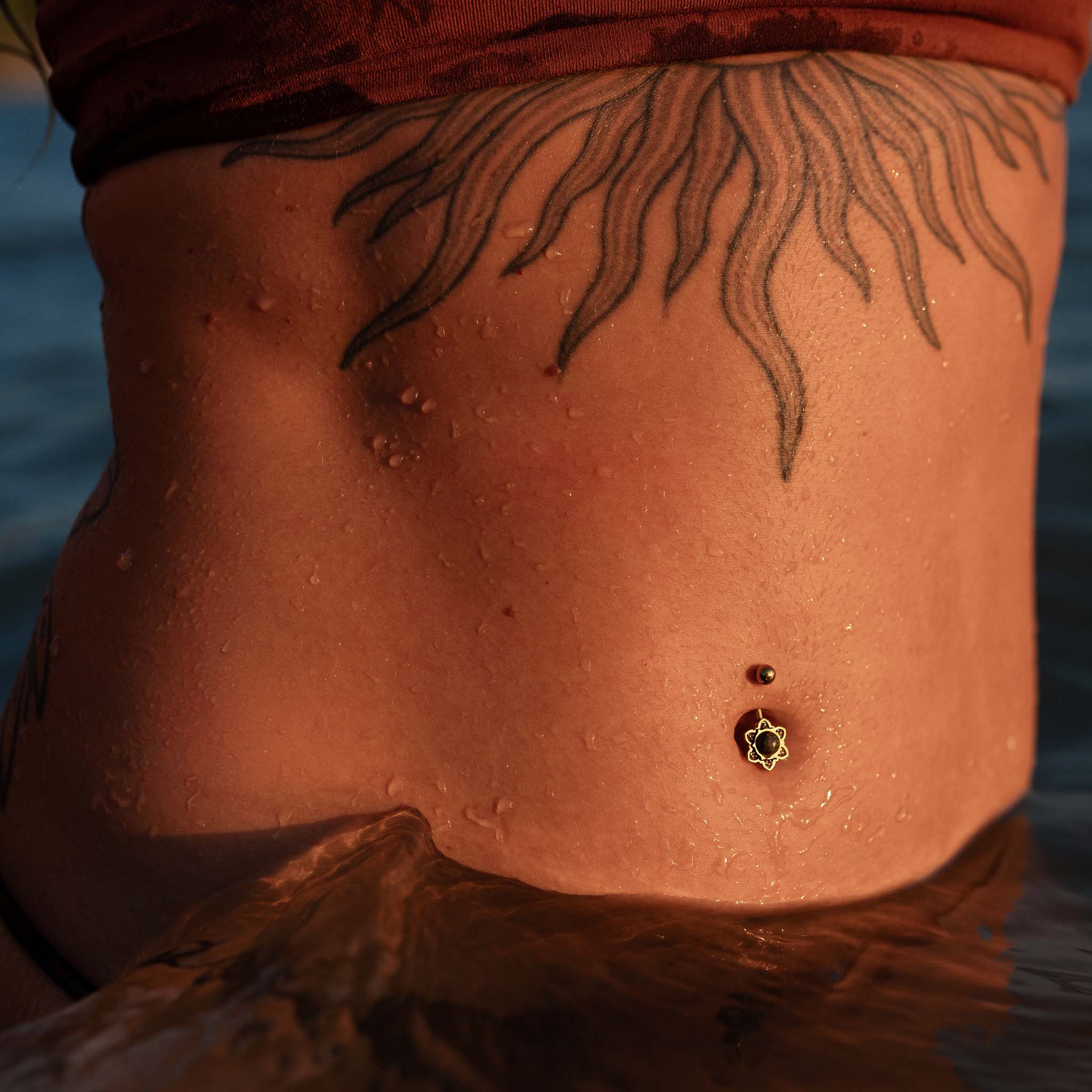 Bauchnabelpiercing Sira
