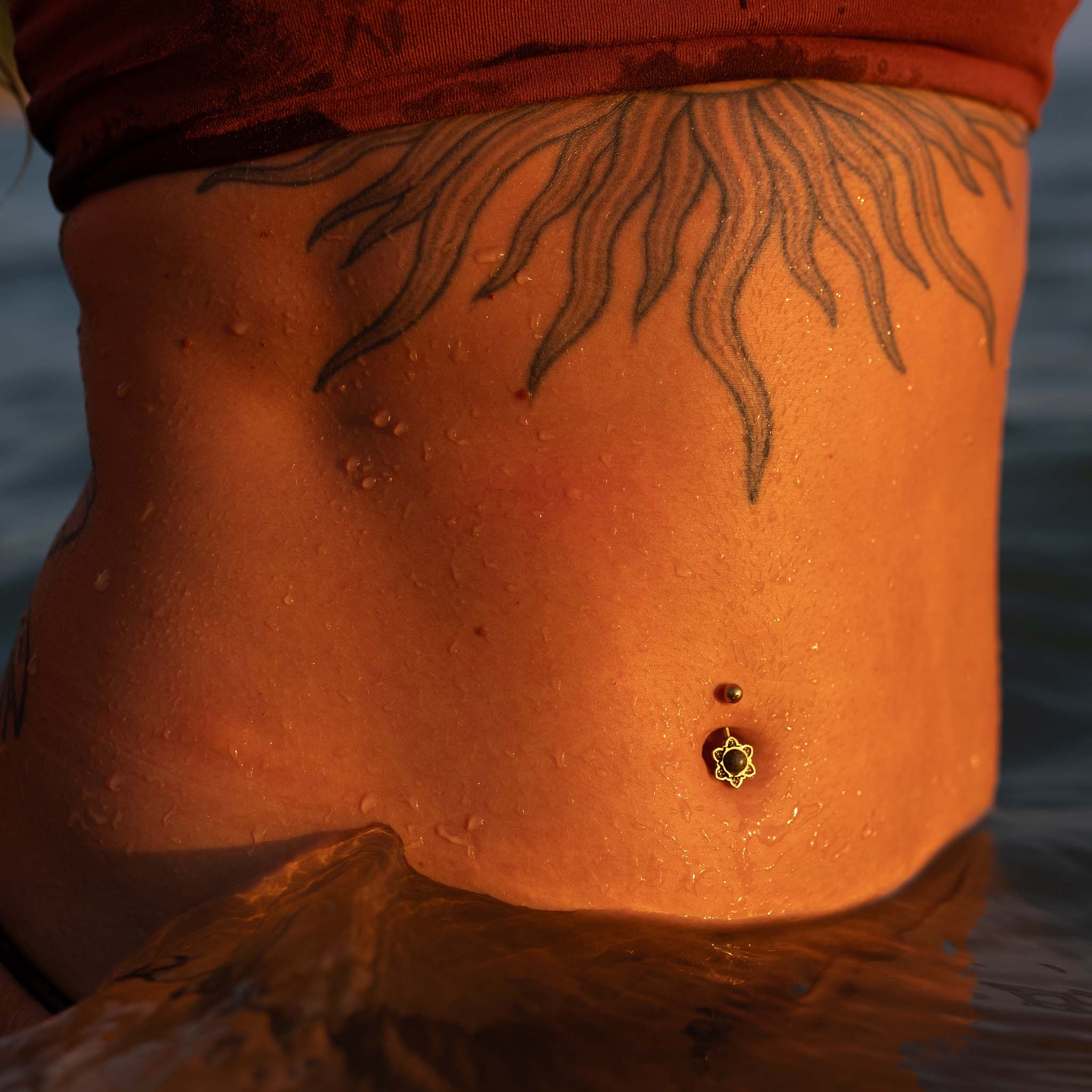 Bauchnabelpiercing Sira