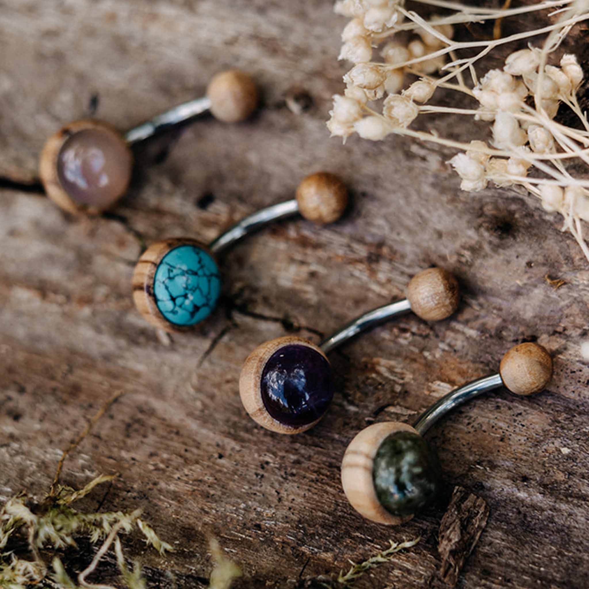 Bauchnabelpiercing Lilla Olivenholz