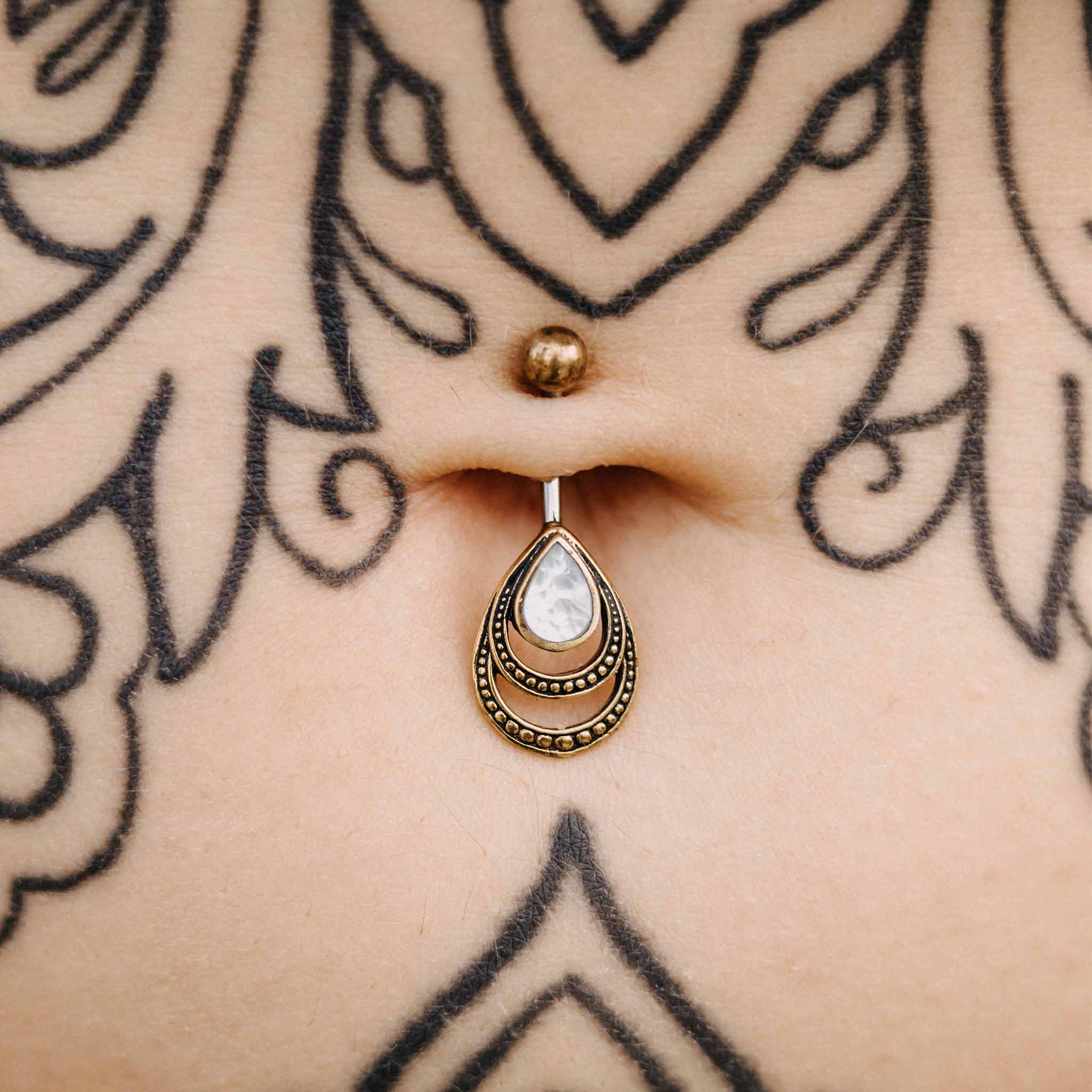 Belly Button Piercing Ragnarök Gold Healing Stone