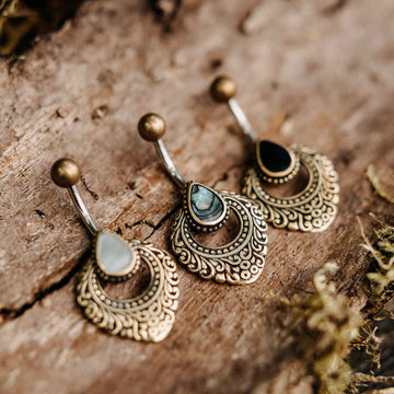 Belly Button Piercing Brynhild Gold Healing Stone