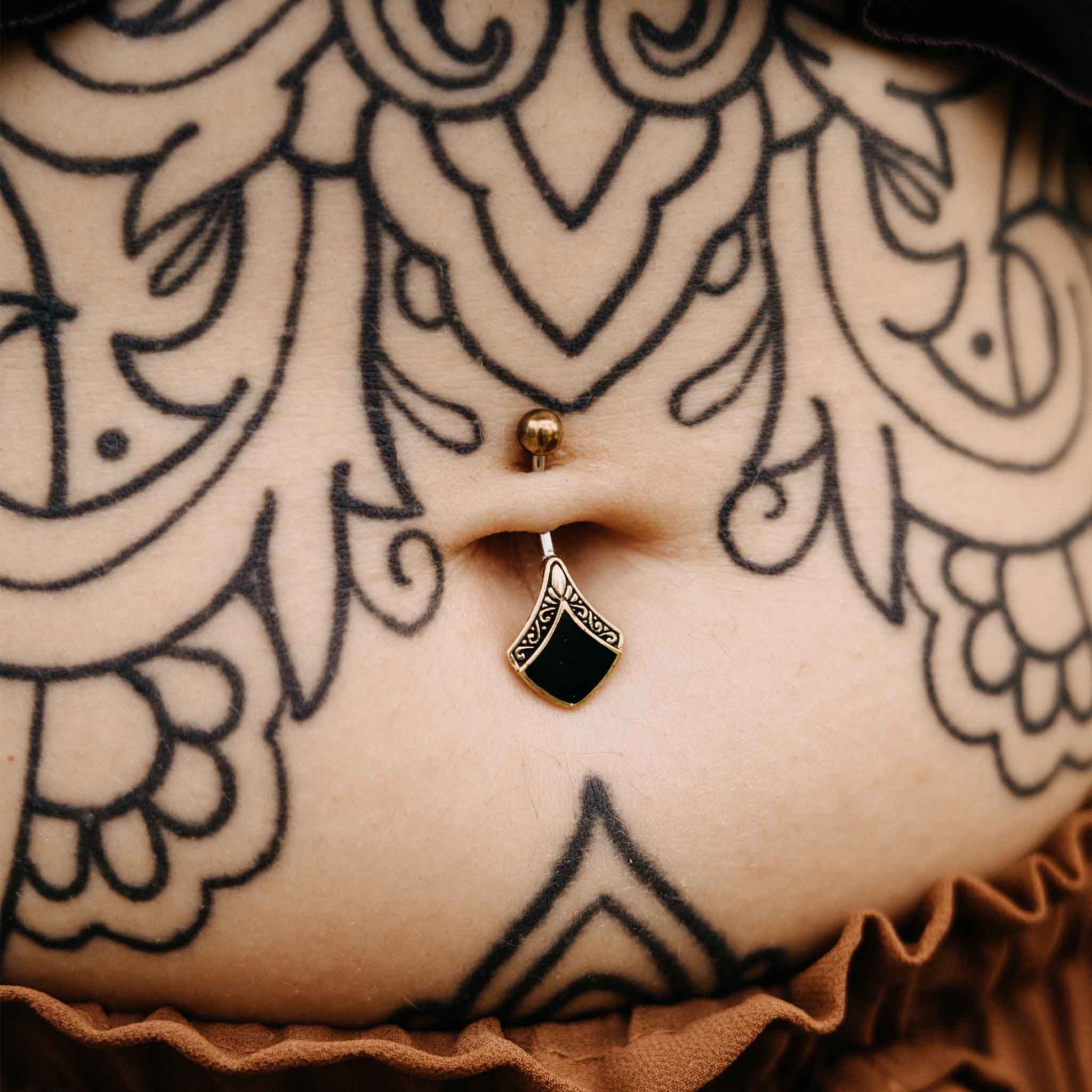 Belly Button Piercing Loki Gold Healing Stone