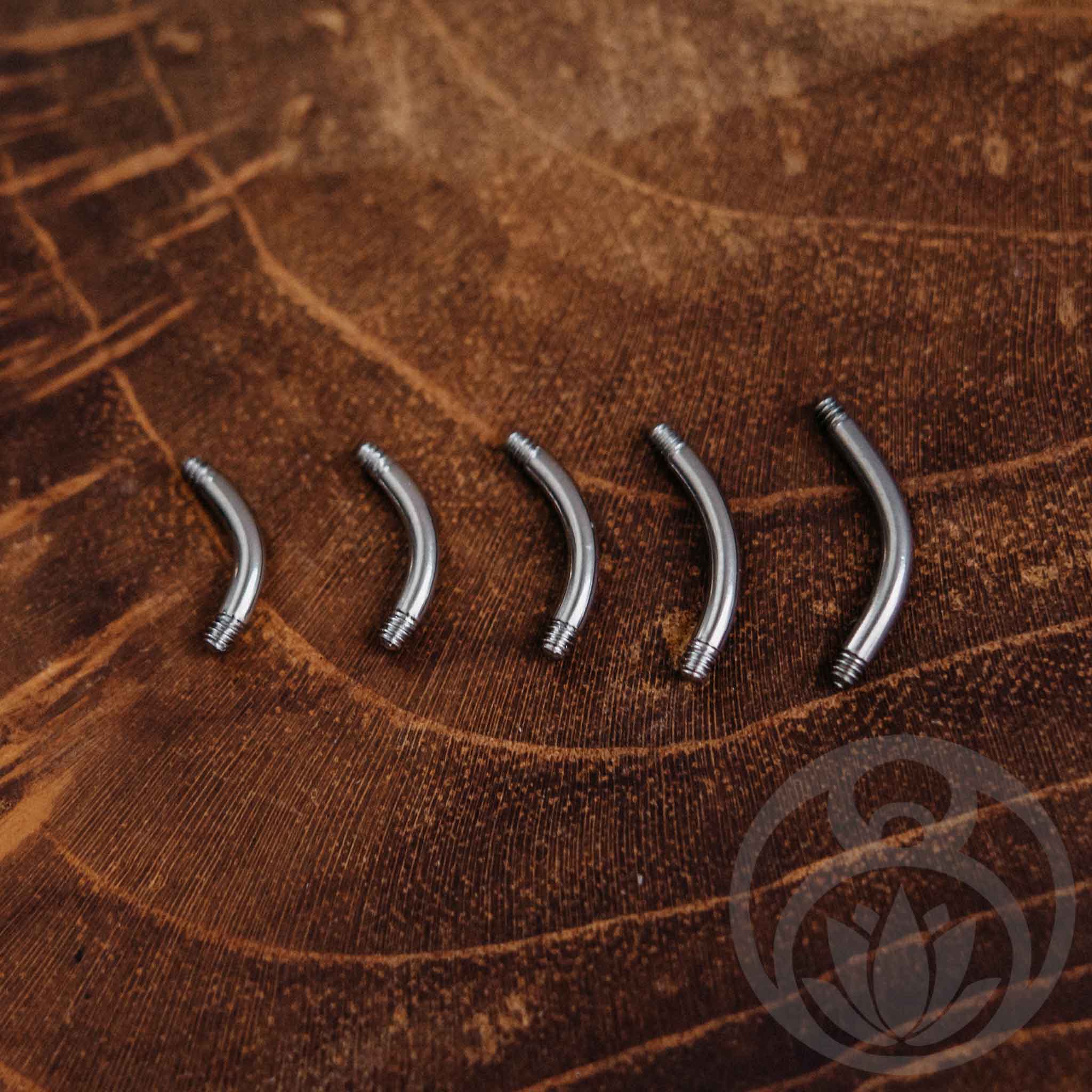 Belly button piercing bar banana