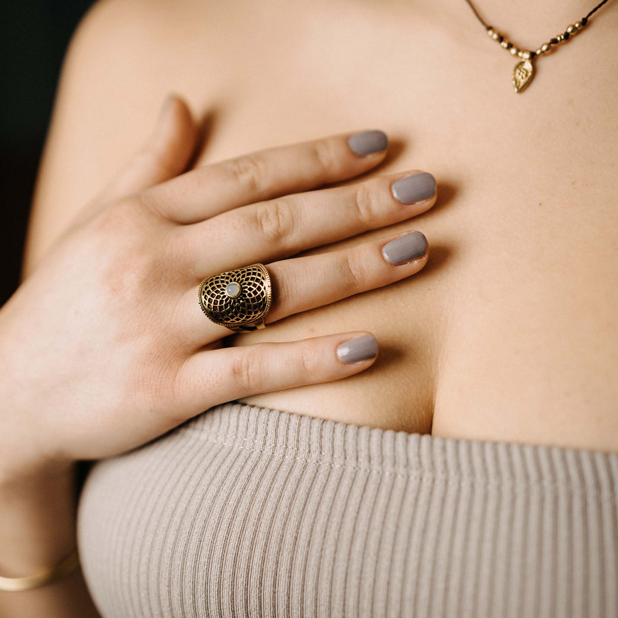 Kari Gold Agate Ring