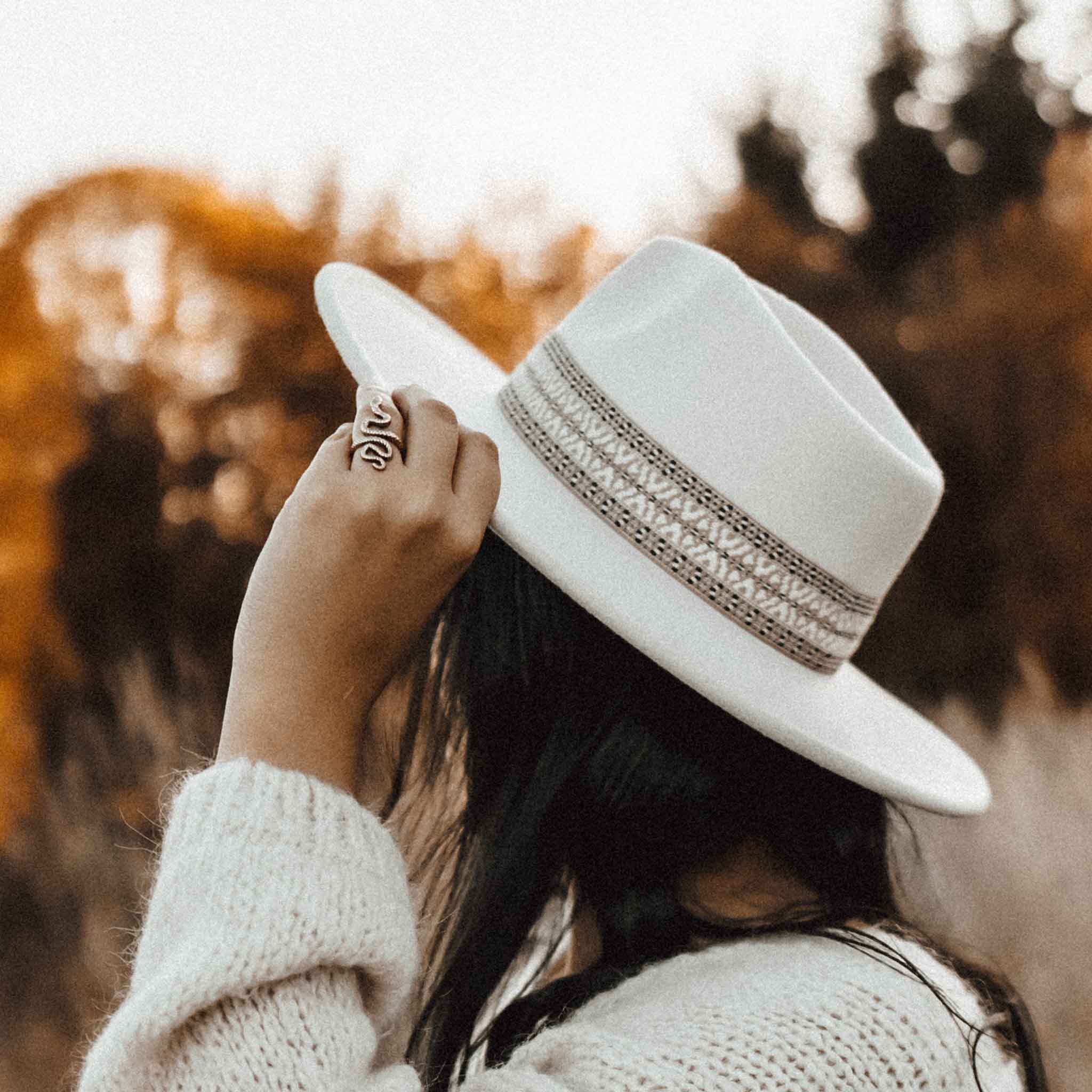 Finger ring Serpent Gold