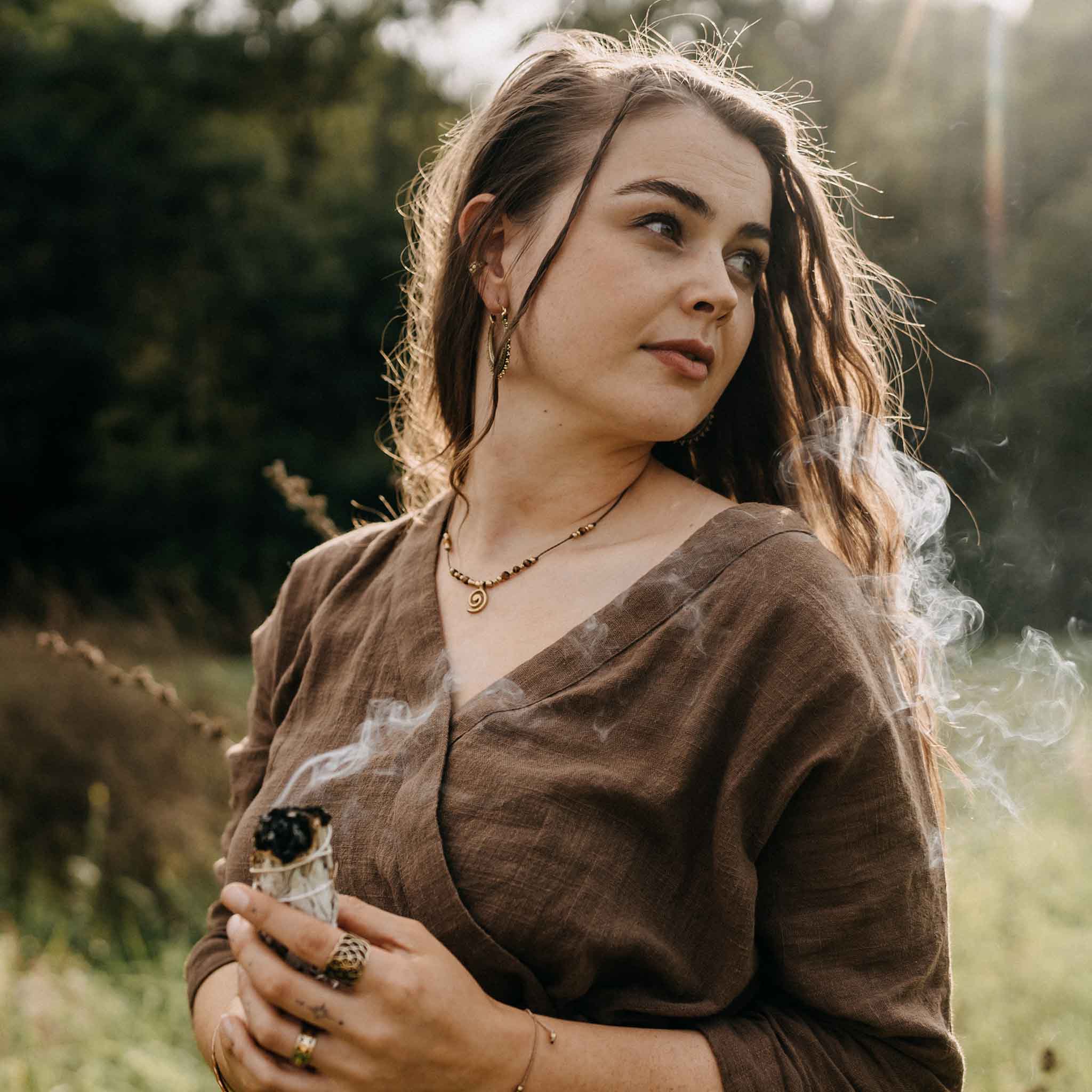 Halskette Lyvoria Gold Tigerauge