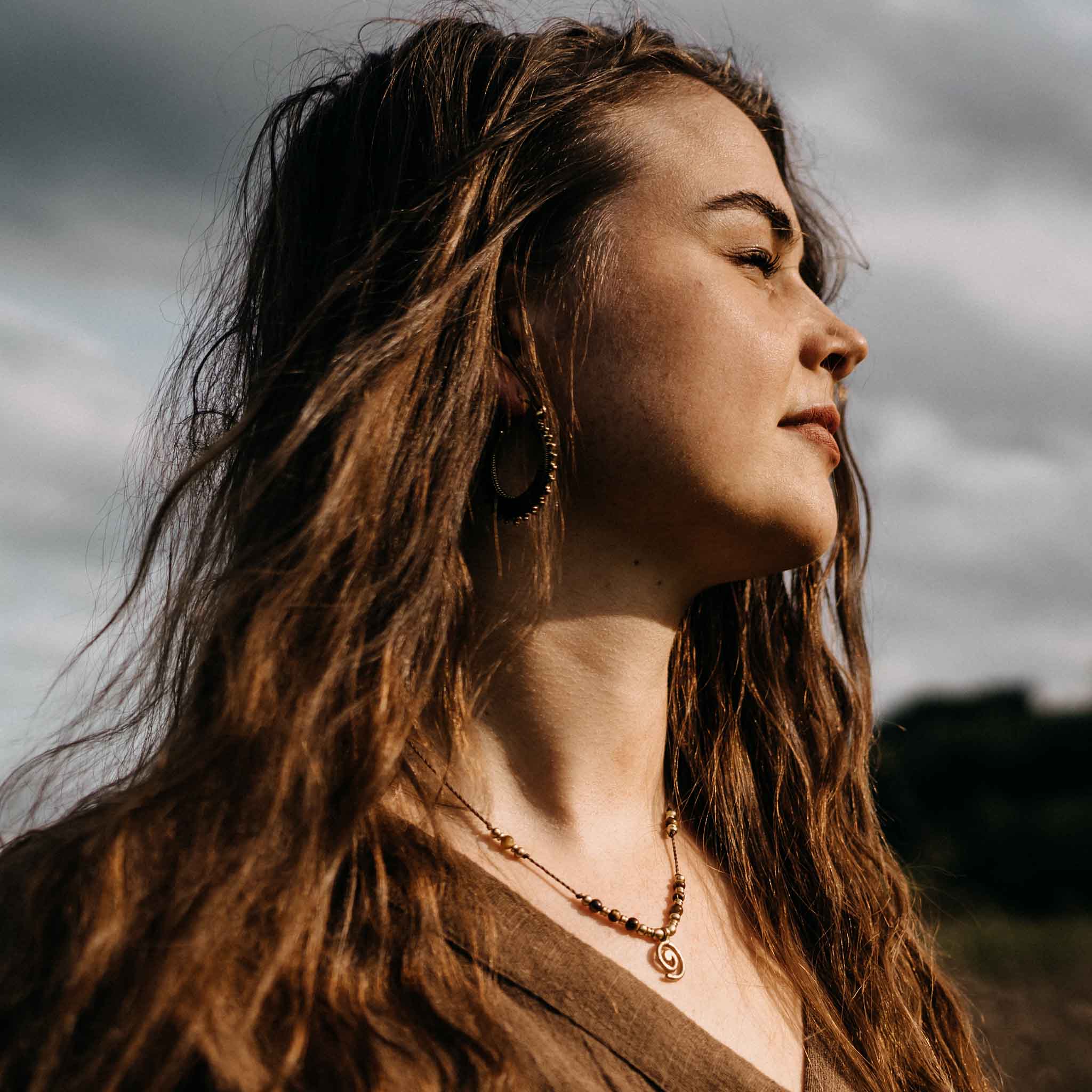 Halskette Lyvoria Gold Tigerauge