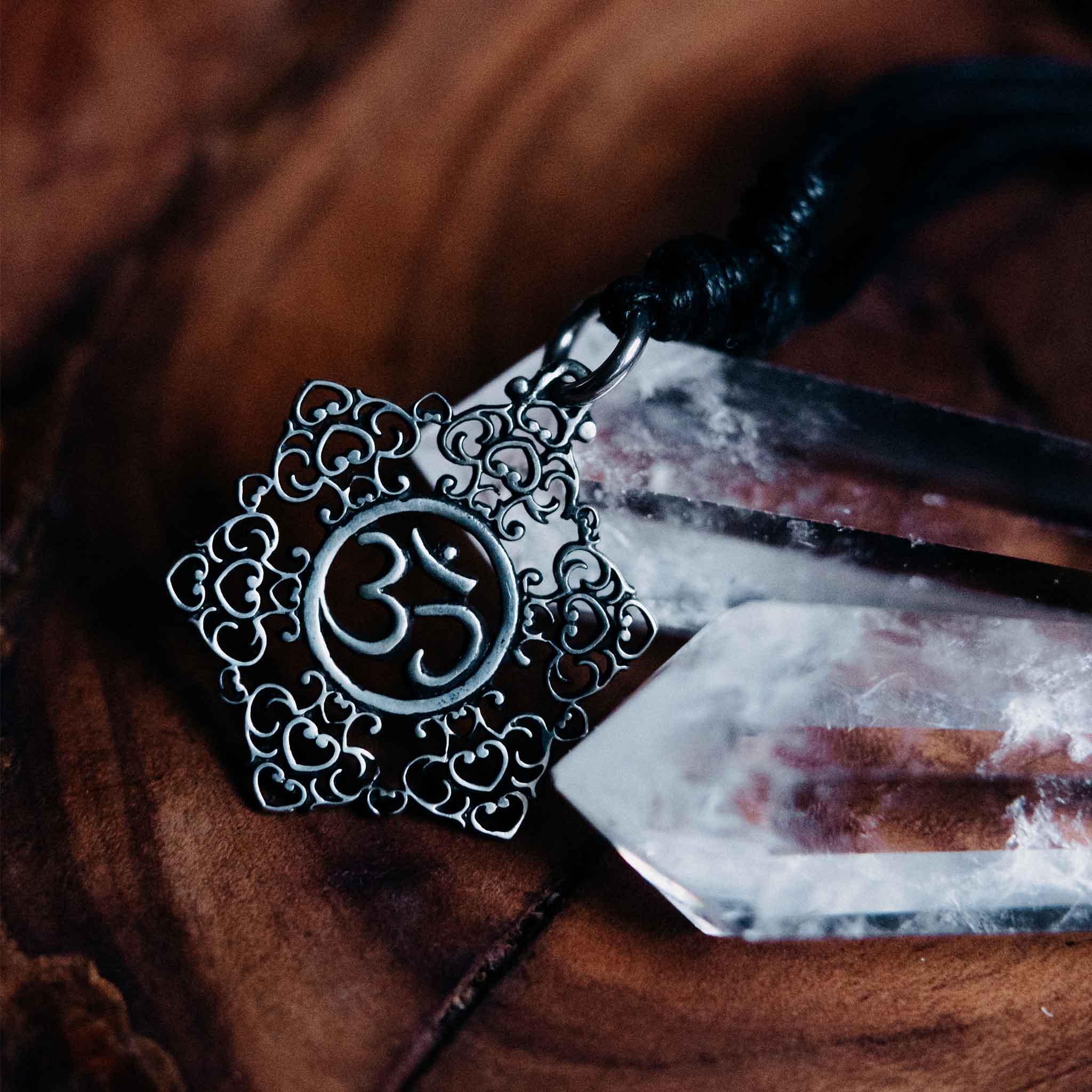 Necklace Aum Mandala Silver