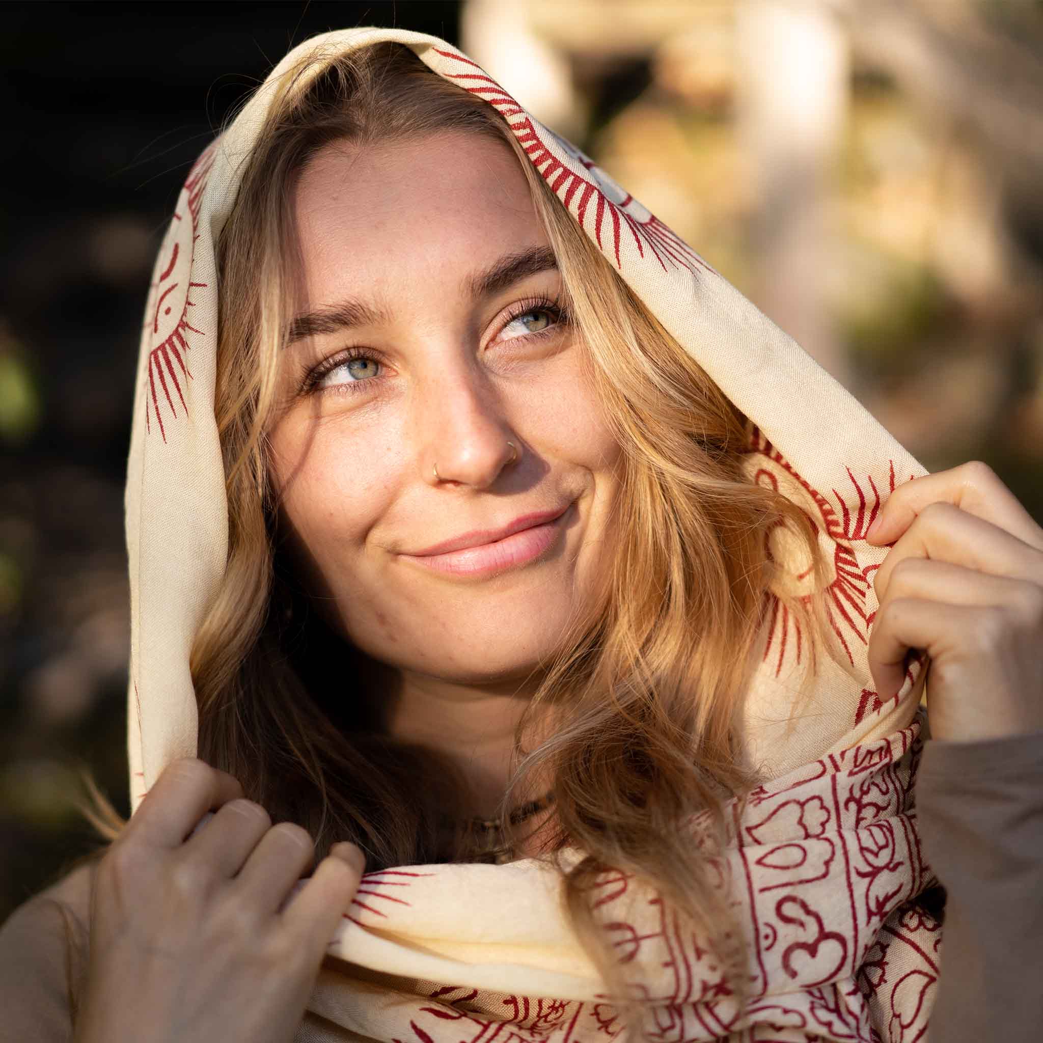 Mantra Tuch Ivory