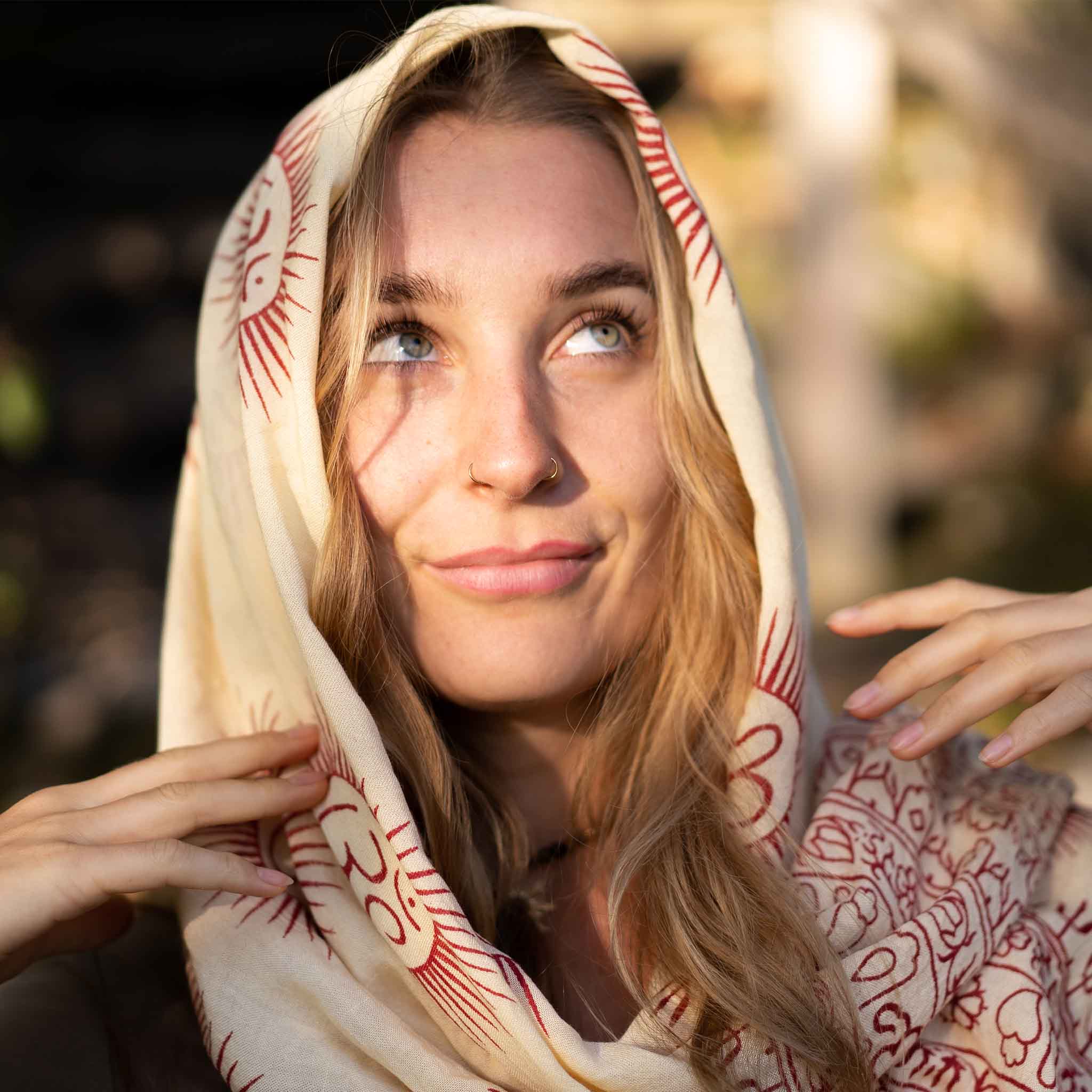 Mantra Tuch Ivory