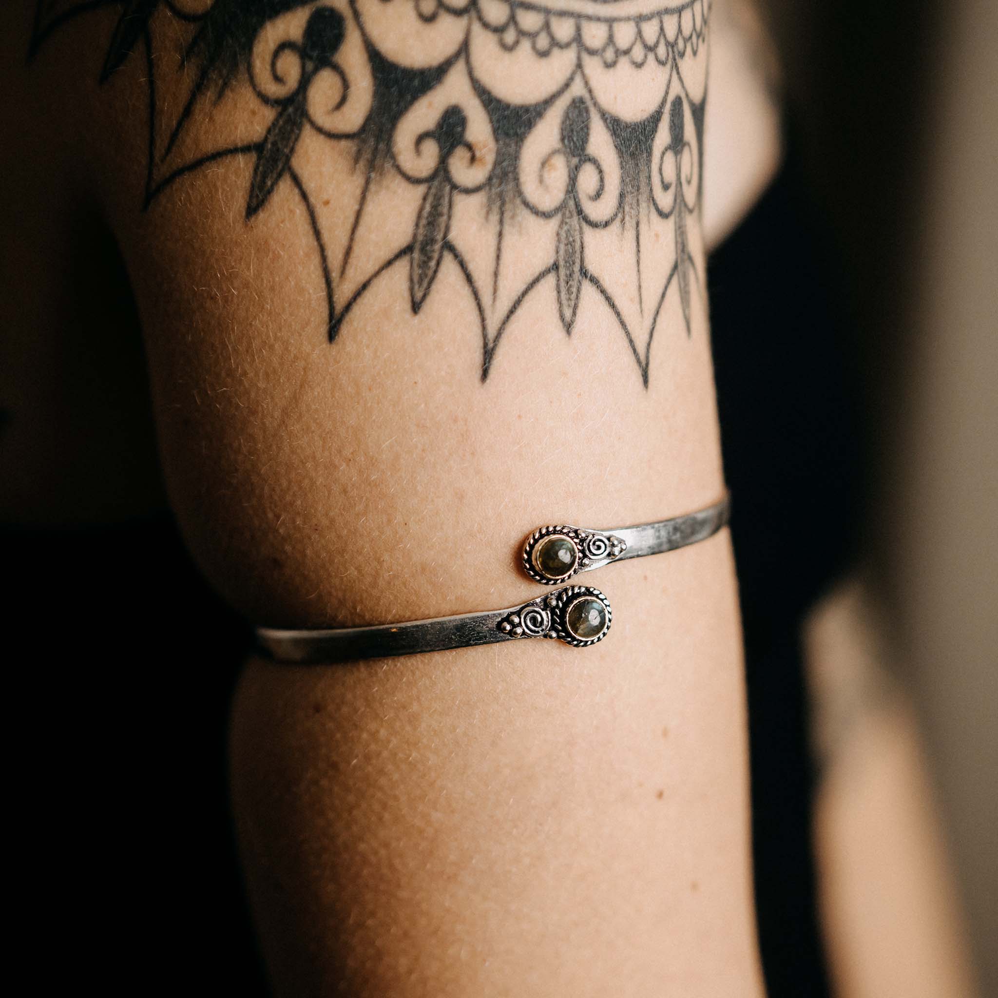 Upper arm band Falguni Silver