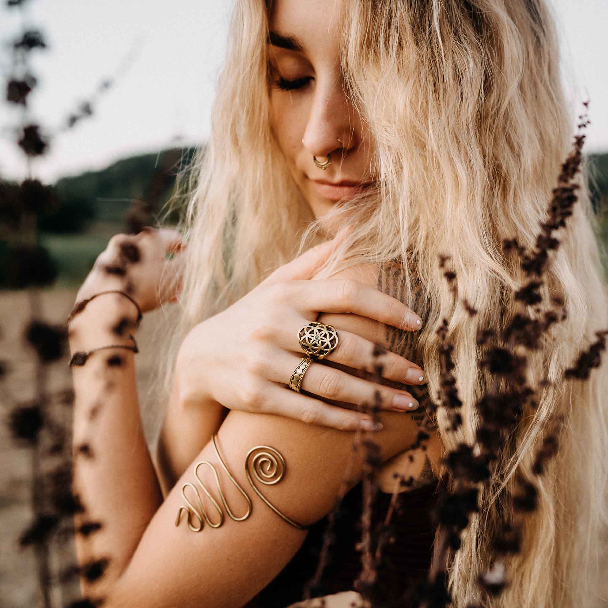 Priya Gold upper arm bracelet