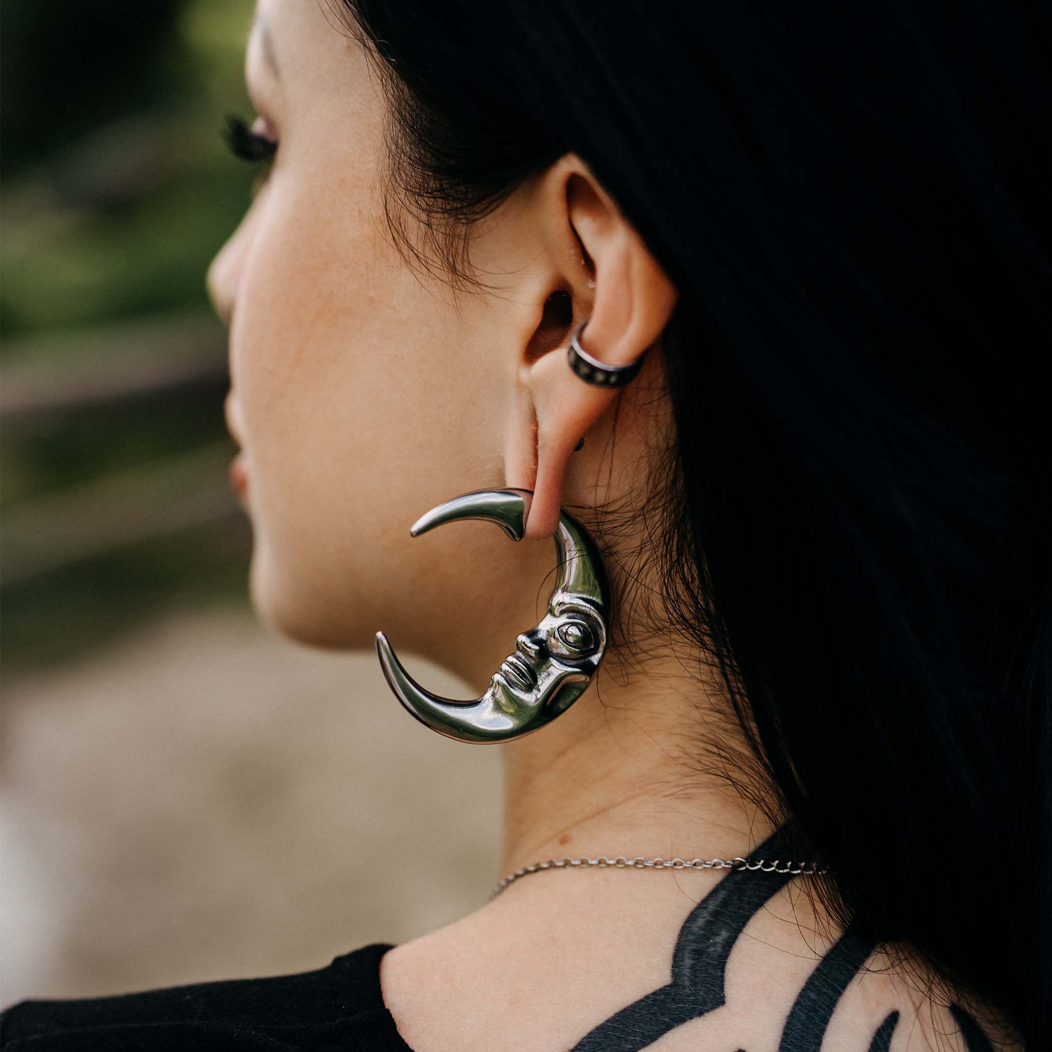 Ear weights moon silver