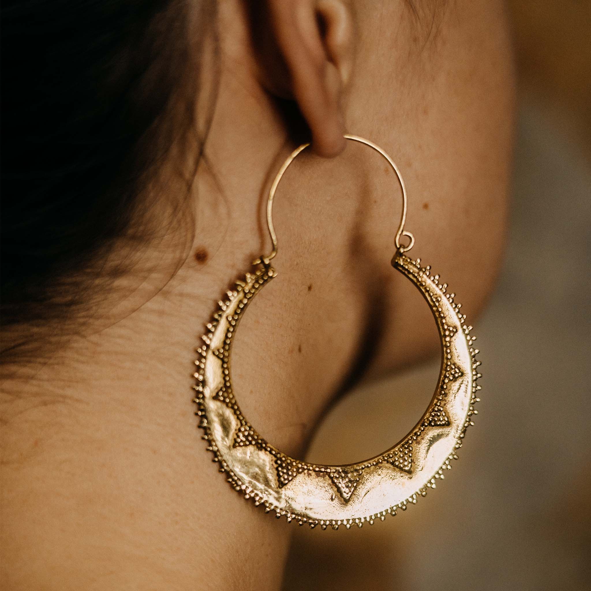 Ohrringe Quayaan Groß Gold