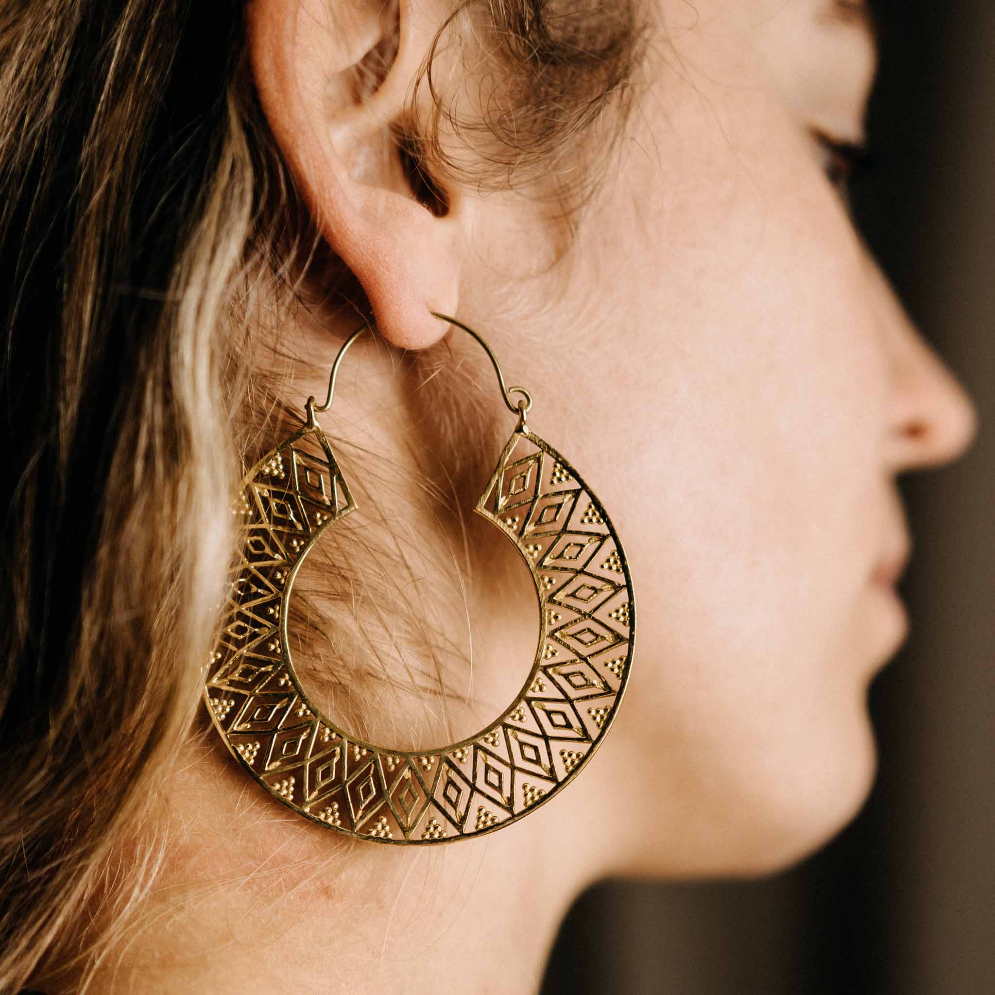 Ohrringe Chandrika Gold