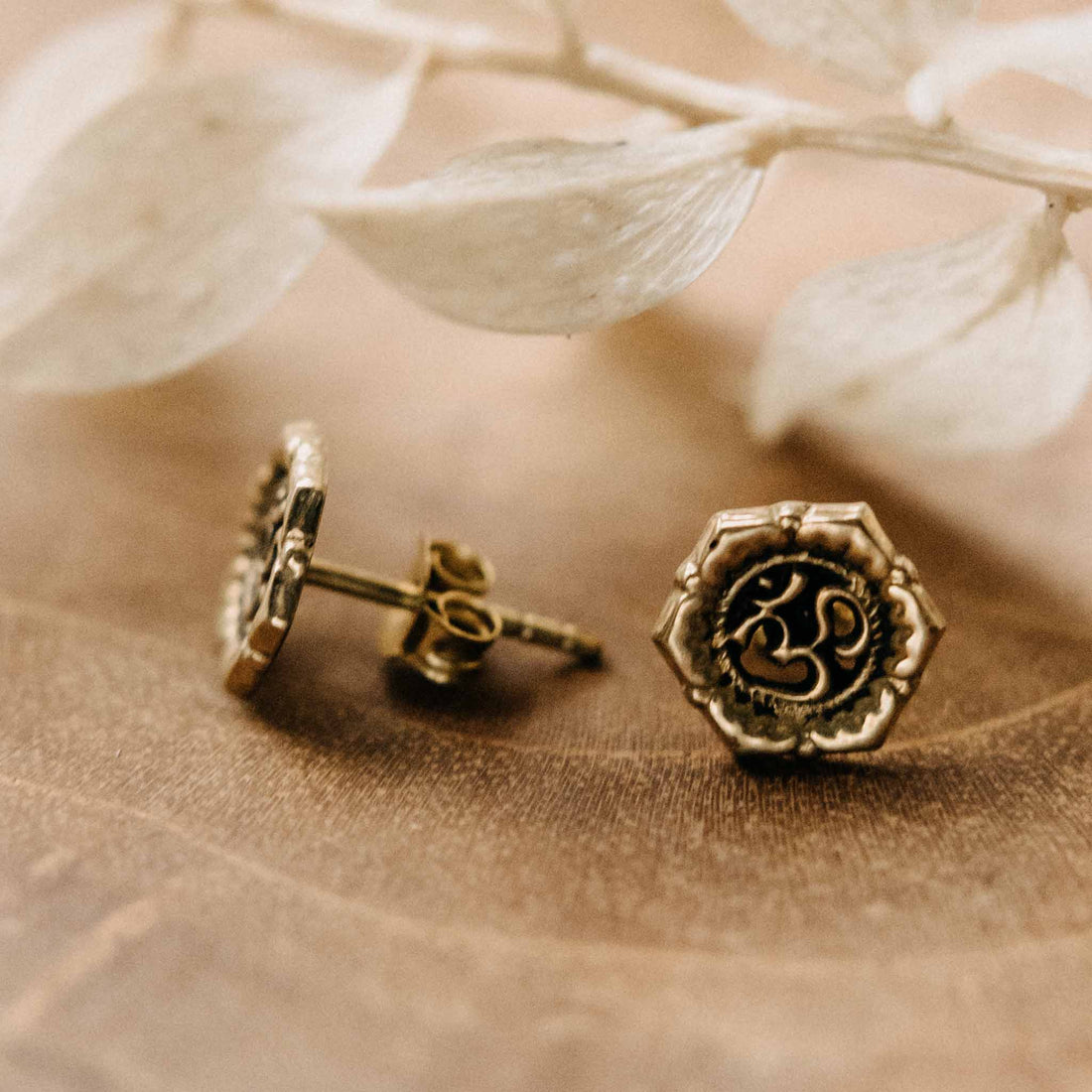 Stud Earrings Aum Ohm Goa Gold