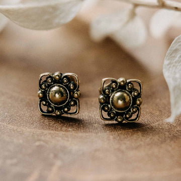 Jaluna Gold Earrings