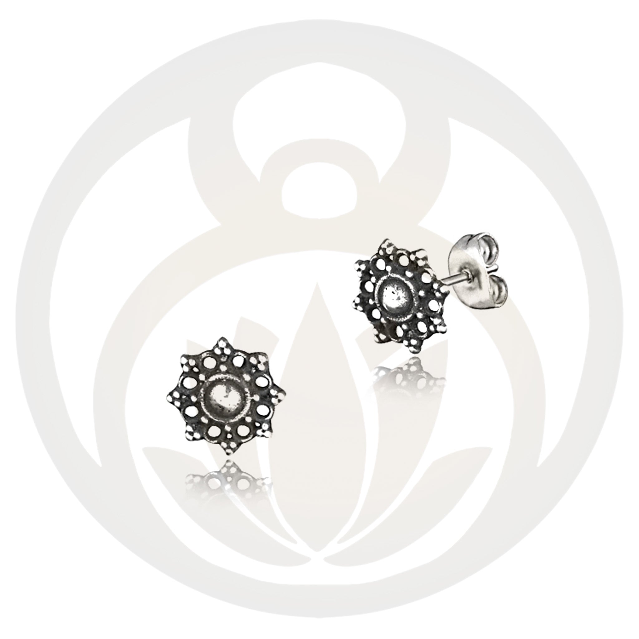 Stud earrings Ihaia silver