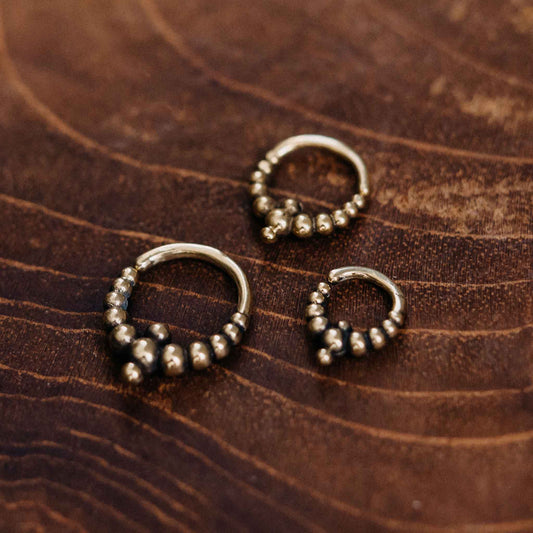 Septum small pointed two variants