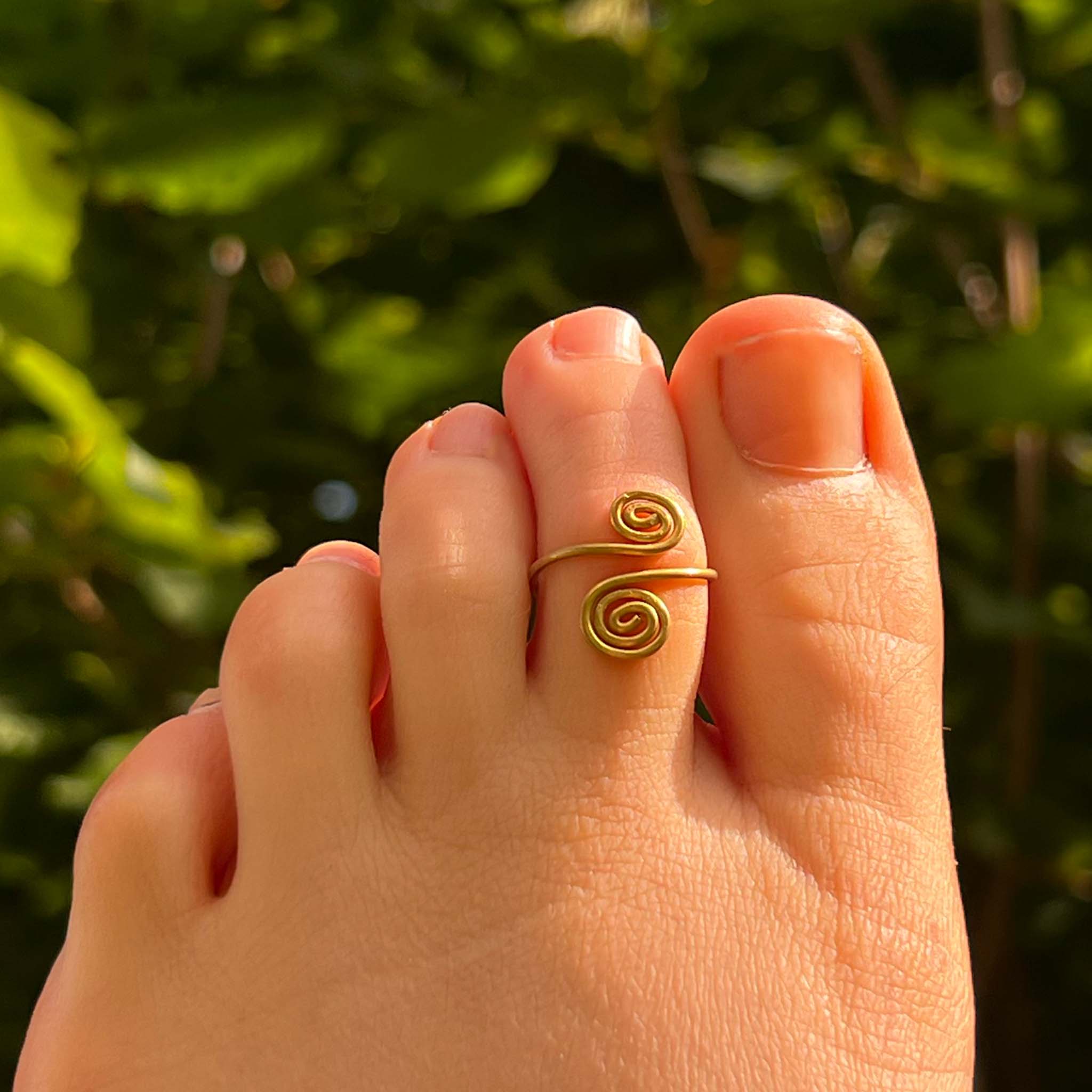 Toe ring Zivah Gold